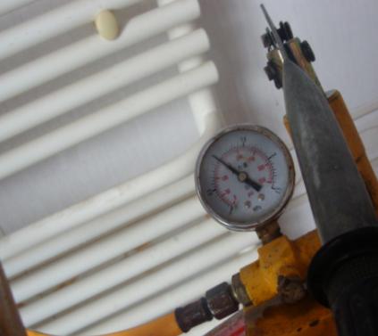 家用暖氣片施工完后如何驗(yàn)收?照著這幾點(diǎn),包你溫暖過(guò)冬